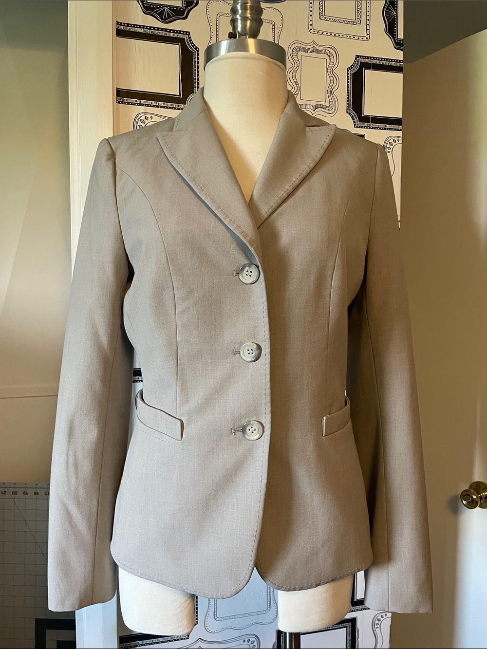 The Limited Women's Light Taupe Tailored Blazer